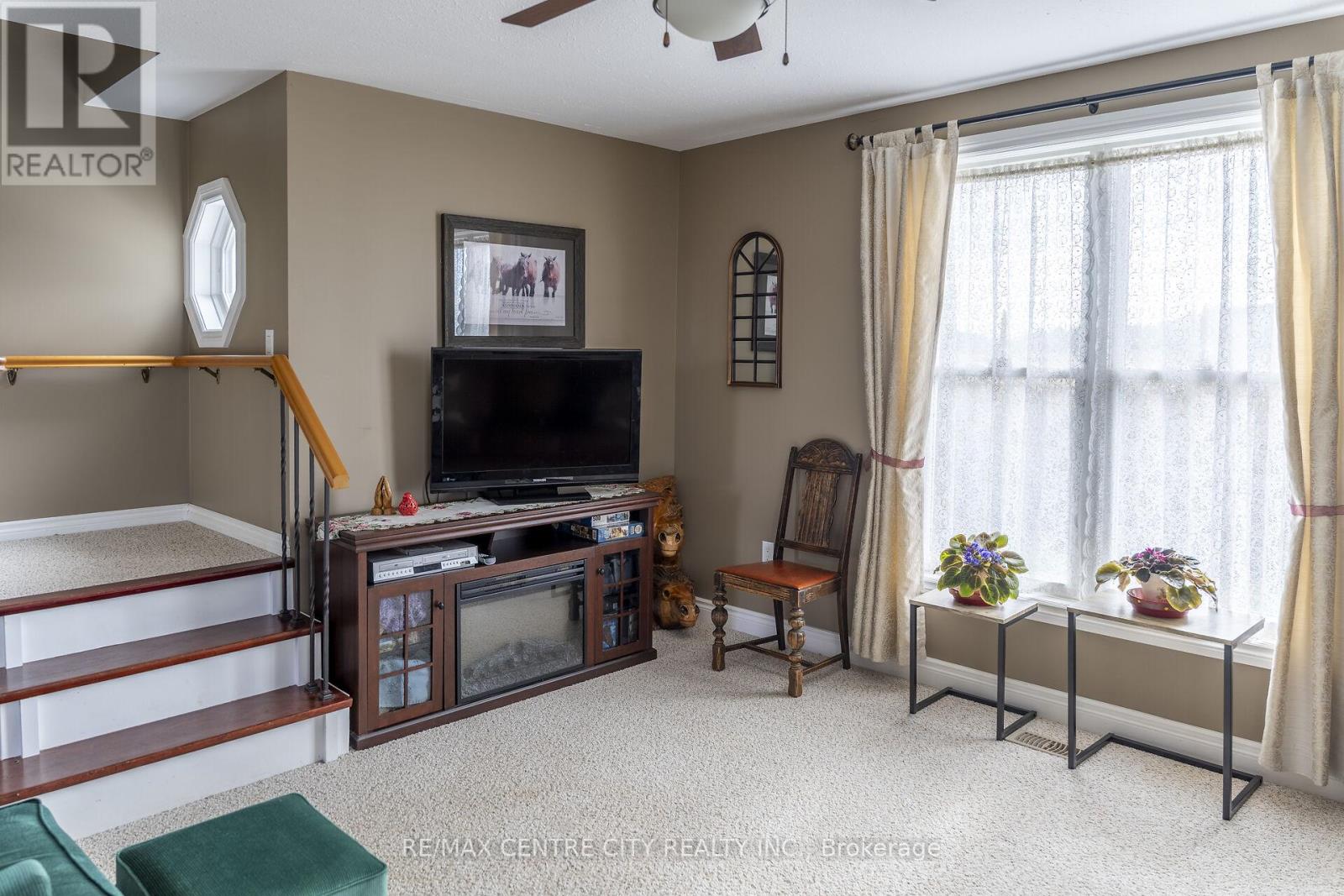 15859 Talbot Trail, Chatham-Kent, Ontario  N0L 1X0 - Photo 8 - X12528128