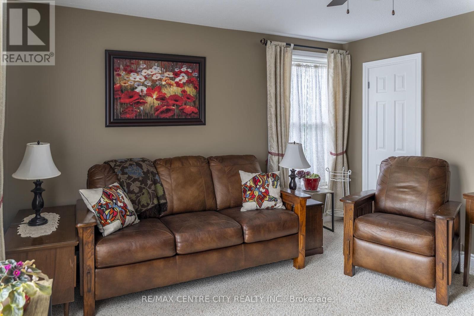 15859 Talbot Trail, Chatham-Kent, Ontario  N0L 1X0 - Photo 9 - X12528128