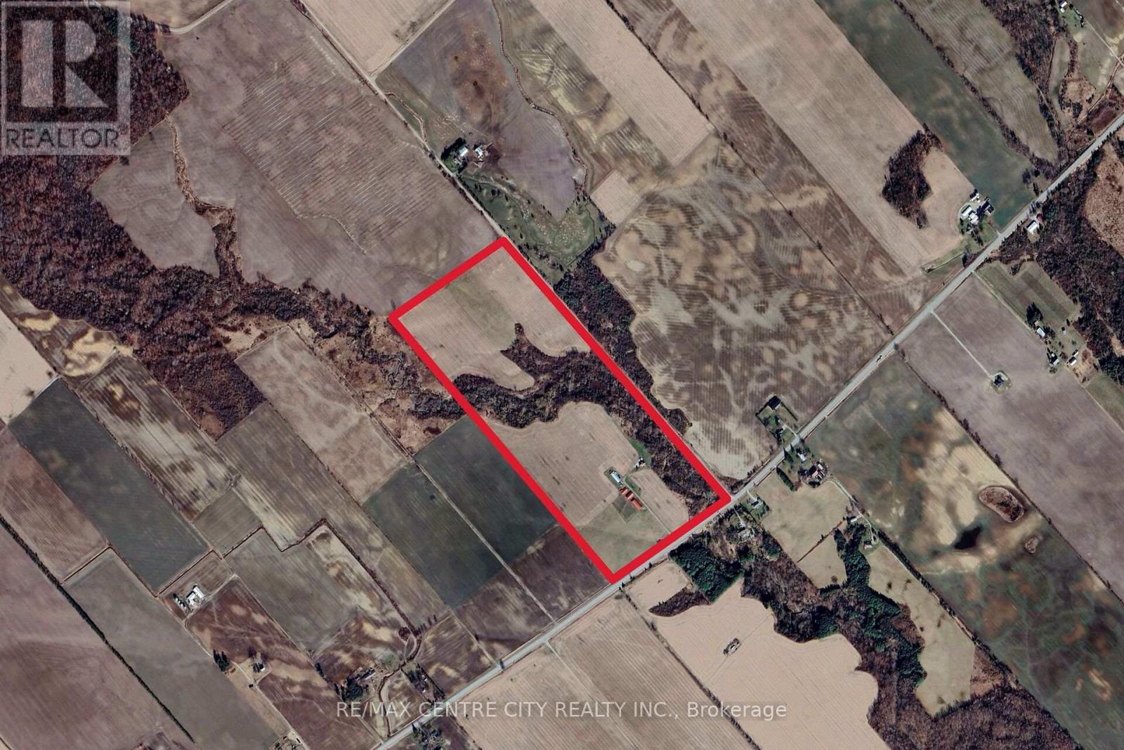 15859 Talbot Trail, Chatham-Kent, Ontario  N0L 1X0 - Photo 2 - X12528136