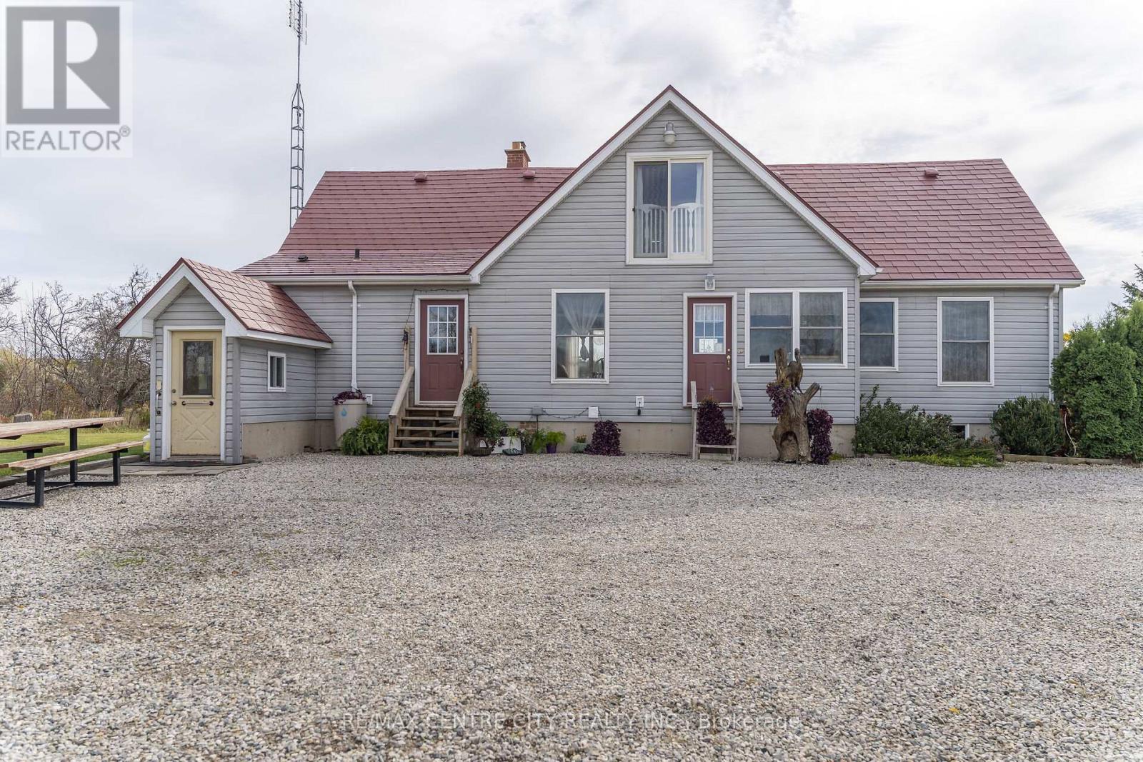 15859 Talbot Trail, Chatham-Kent, Ontario  N0L 1X0 - Photo 21 - X12528136