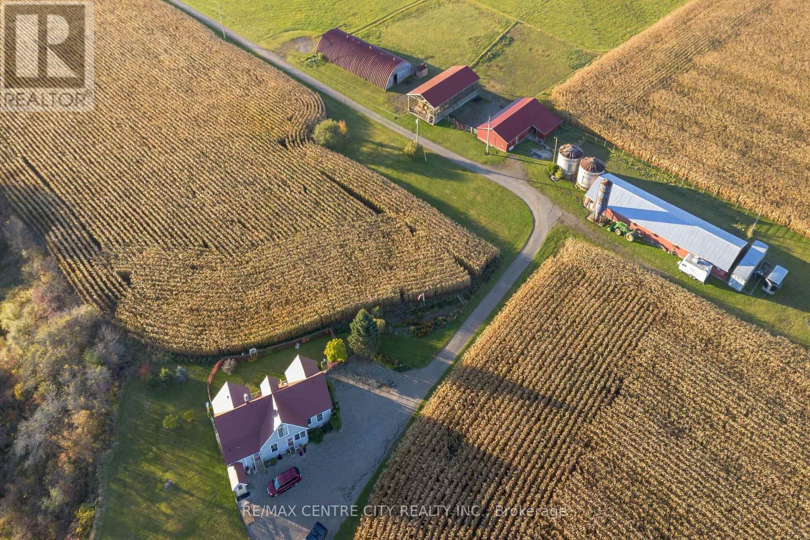 15859 Talbot Trail, Chatham-Kent, Ontario  N0L 1X0 - Photo 3 - X12528136