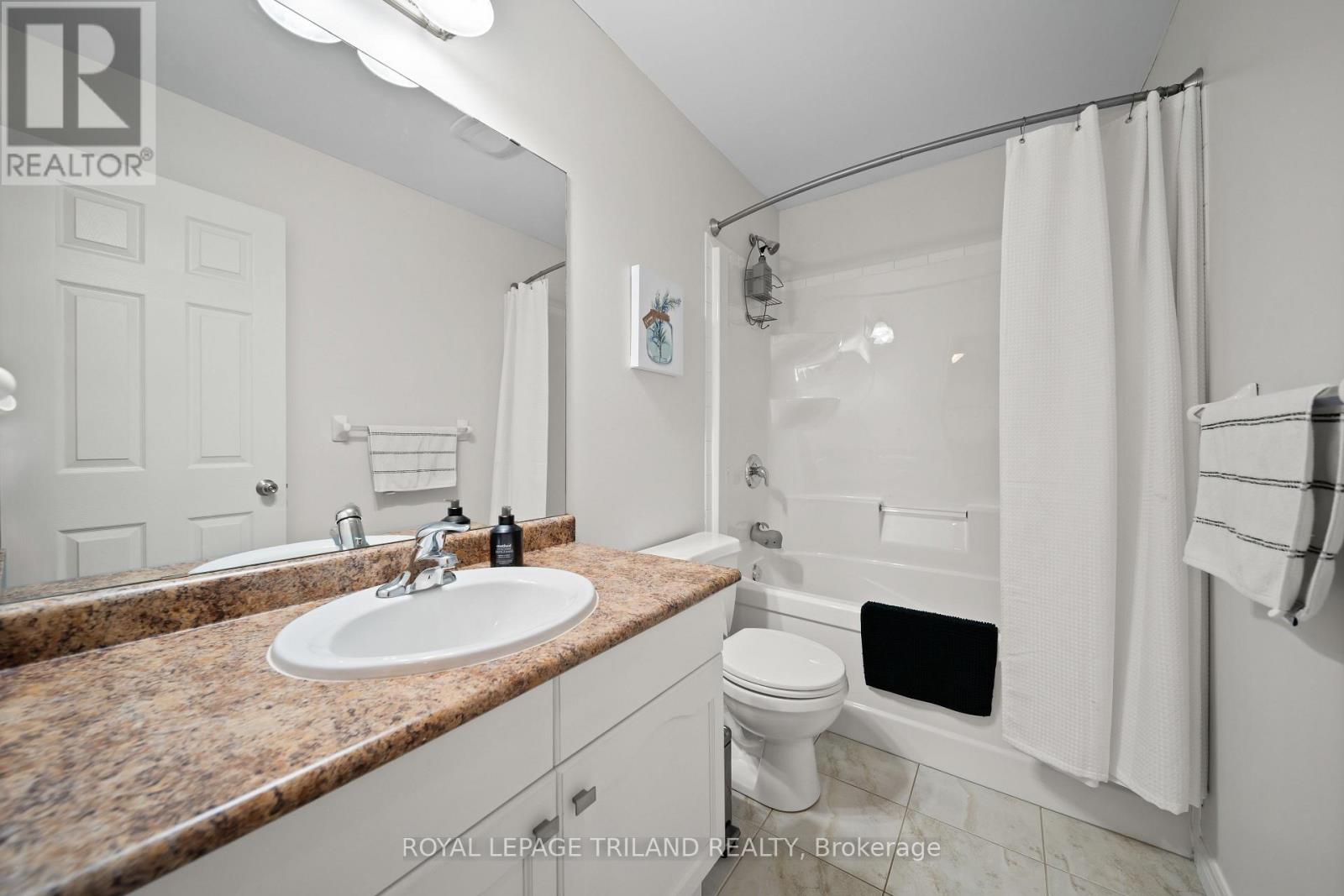 1064 Foxcreek Road, London North, Ontario  N6G 0C9 - Photo 22 - X12528198