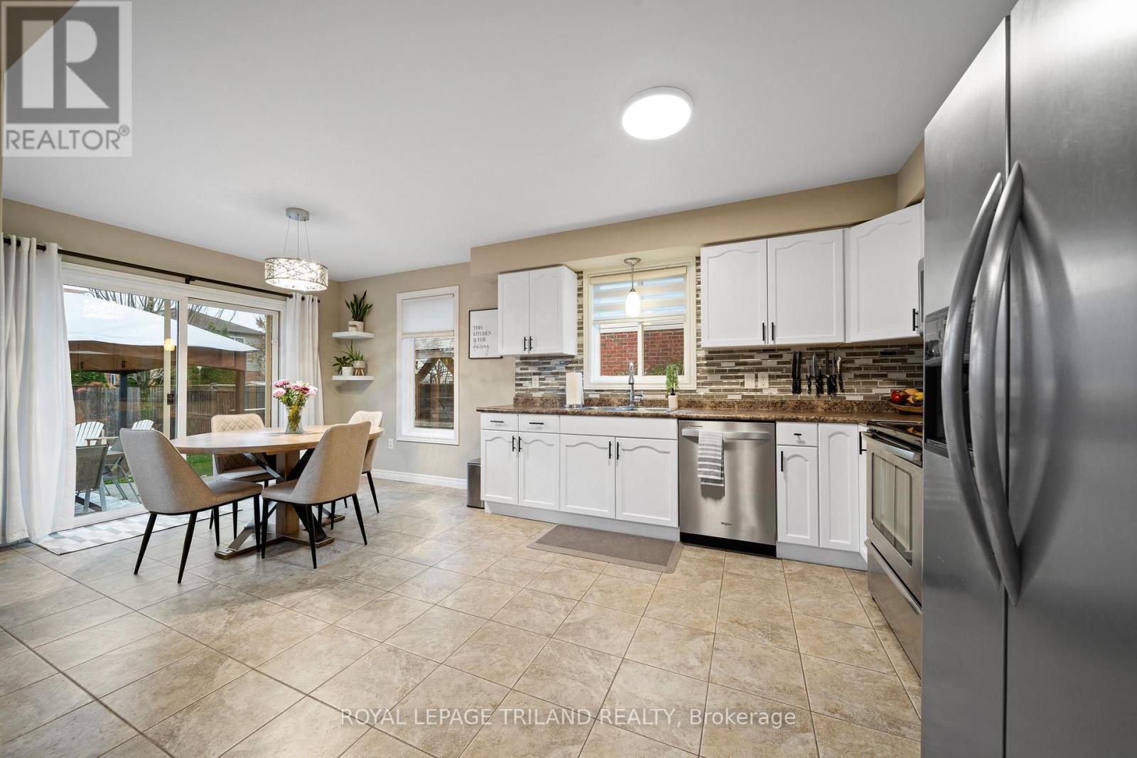 1064 Foxcreek Road, London North, Ontario  N6G 0C9 - Photo 8 - X12528198