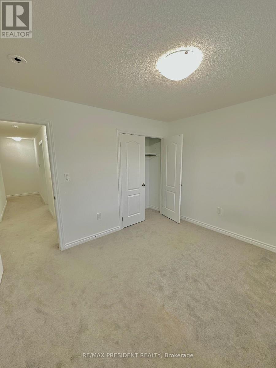 11 Springdale Avenue, Caledon, Ontario  L7C 4L4 - Photo 9 - W12527792