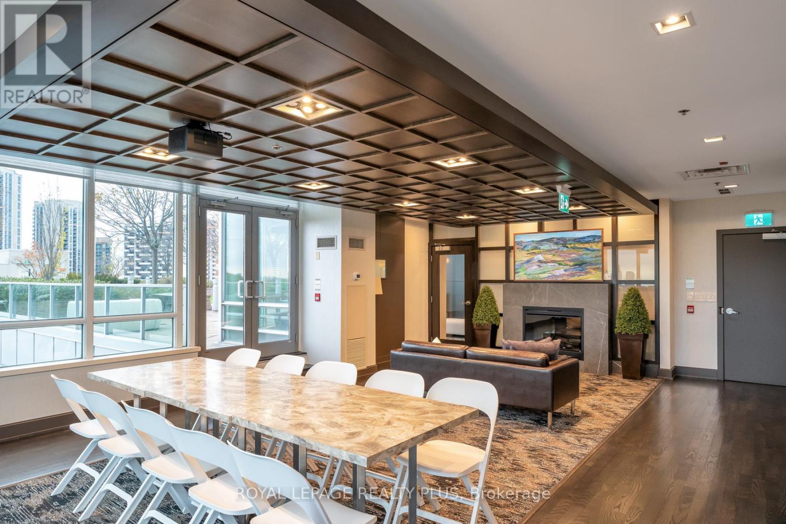 907 - 3391 Bloor Street W, Toronto, Ontario  M8X 1G3 - Photo 34 - W12527806