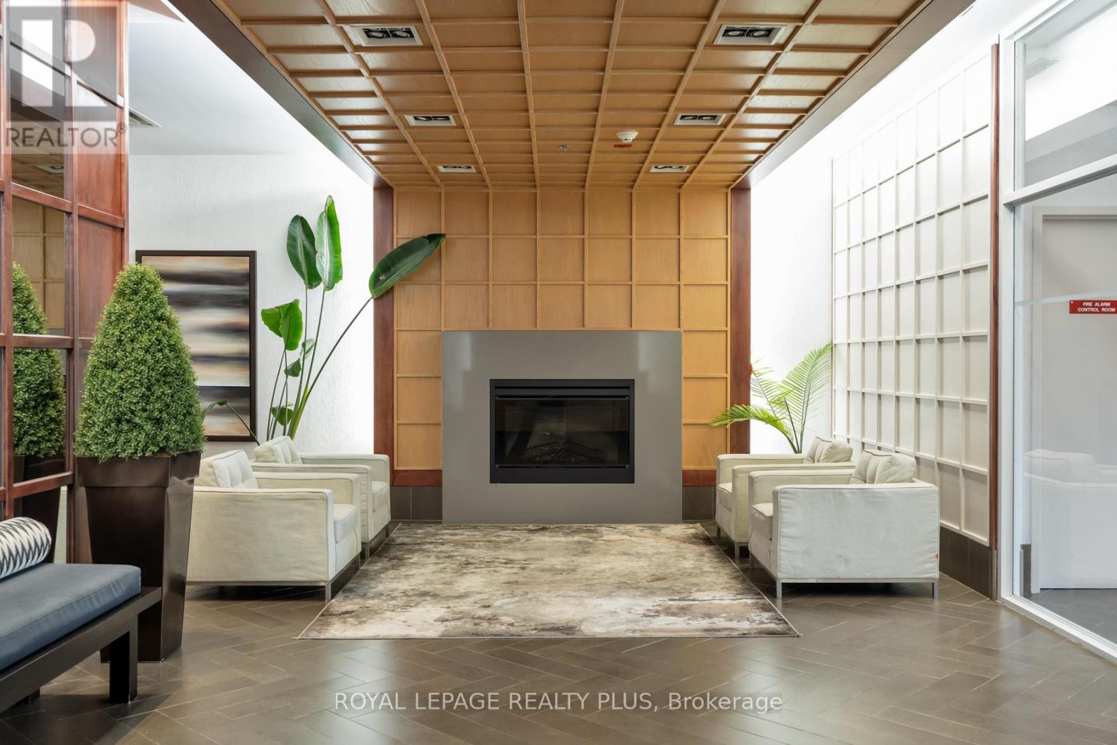 907 - 3391 Bloor Street W, Toronto, Ontario  M8X 1G3 - Photo 49 - W12527806