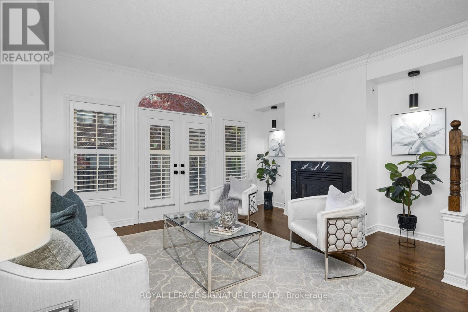 3 - 38a Mendota Road, Toronto, Ontario  M8Y 1E8 - Photo 7 - W12527872