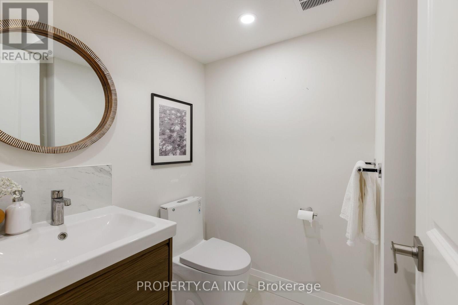 132 Princess Anne Crescent, Toronto, Ontario  M9A 2R6 - Photo 32 - W12527912