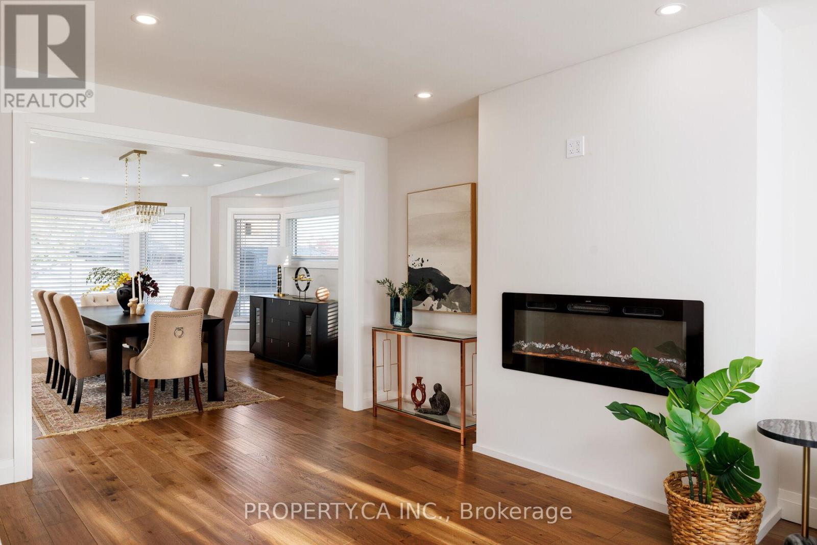 132 Princess Anne Crescent, Toronto, Ontario  M9A 2R6 - Photo 4 - W12527912