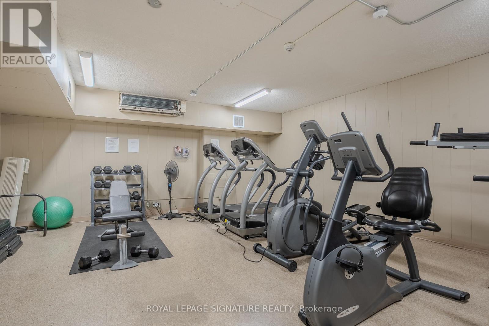 1608 - 975 Warwick Court, Burlington, Ontario  L7T 3Z7 - Photo 11 - W12527916