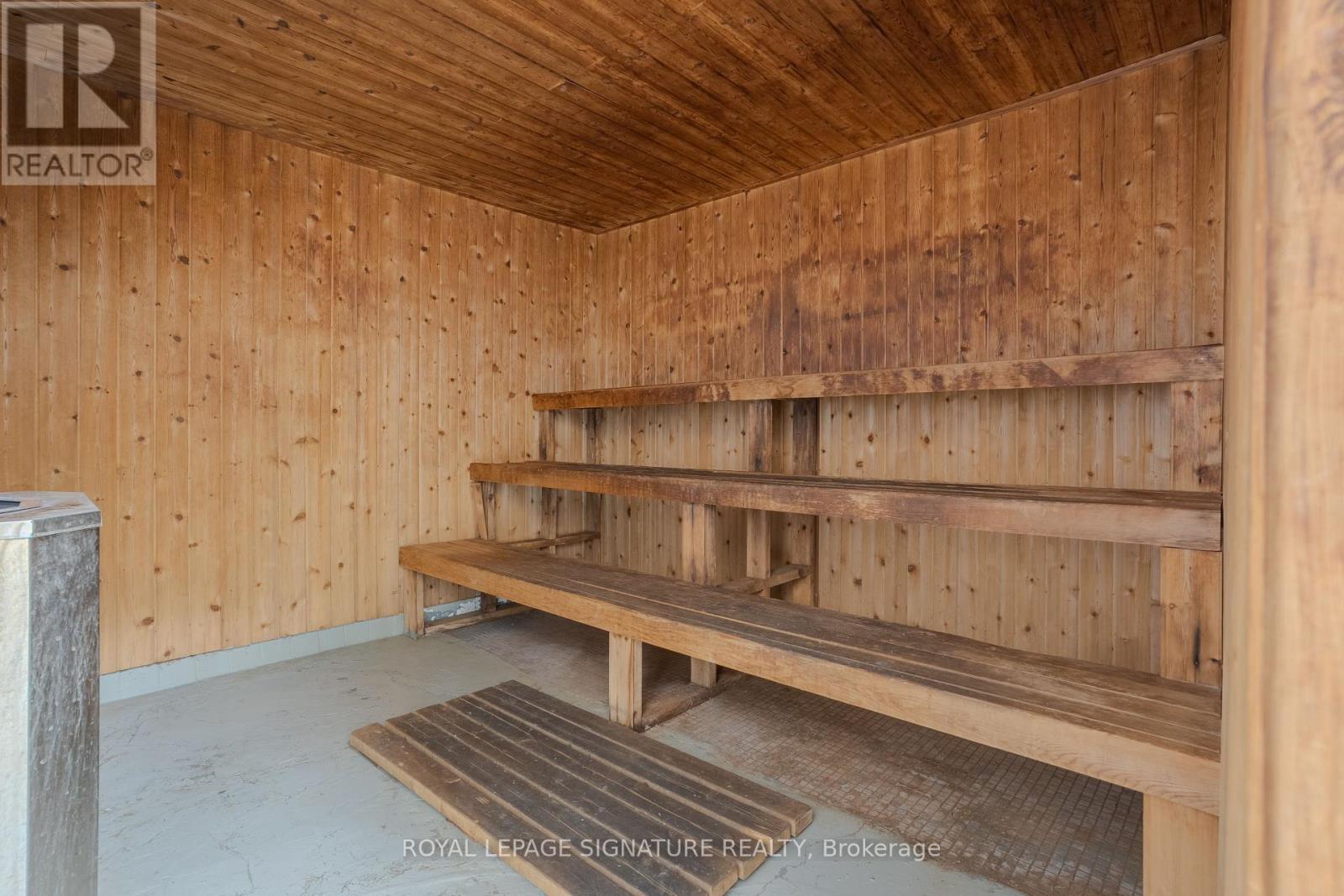 1608 - 975 Warwick Court, Burlington, Ontario  L7T 3Z7 - Photo 13 - W12527916