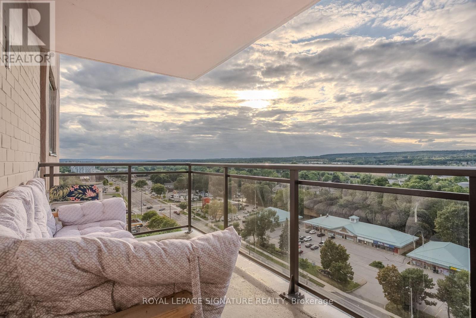 1608 - 975 Warwick Court, Burlington, Ontario  L7T 3Z7 - Photo 23 - W12527916