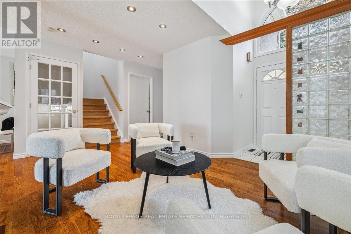 2365 Grand Ravine Drive, Oakville, Ontario  L6H 6A8 - Photo 11 - W12527934