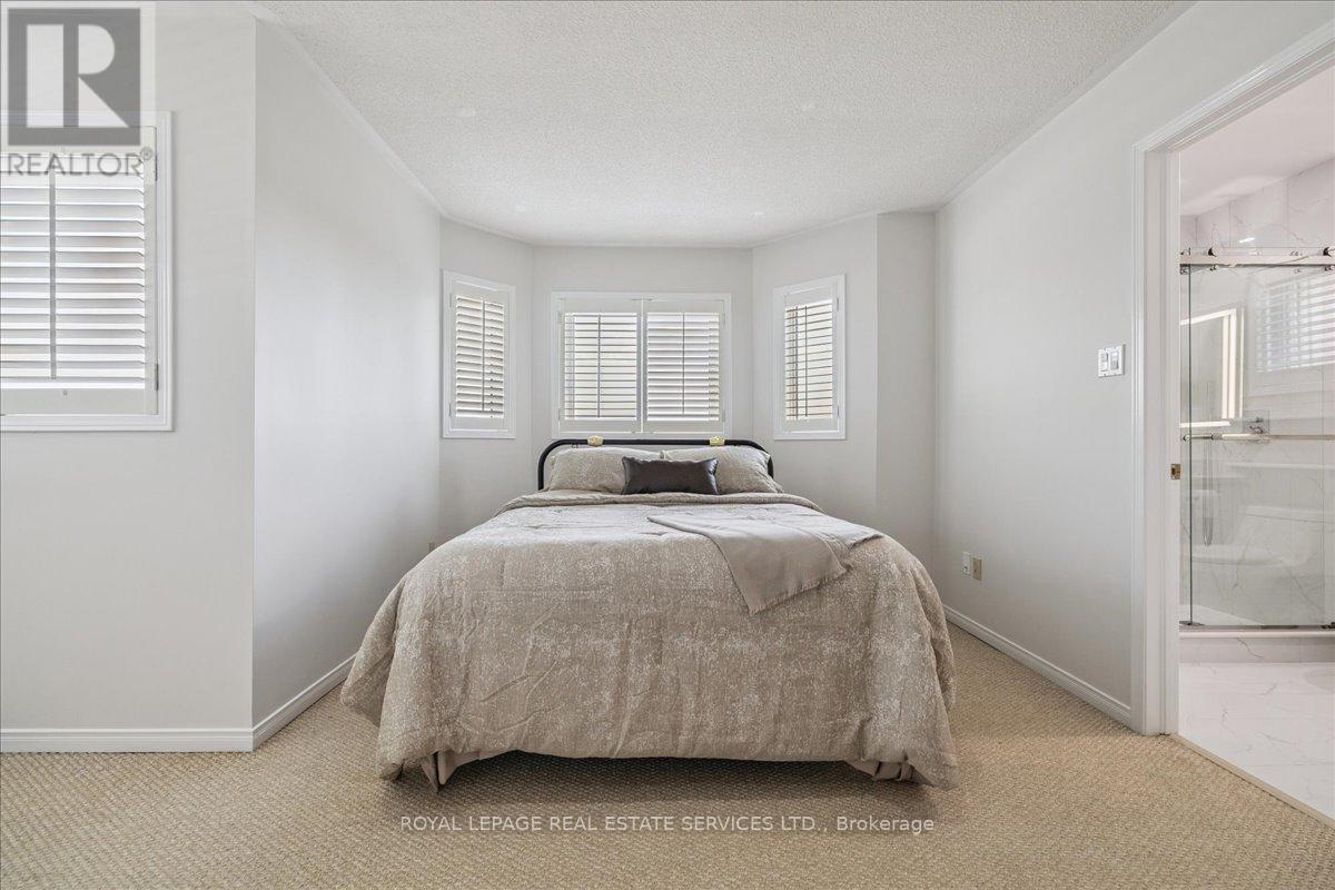 2365 Grand Ravine Drive, Oakville, Ontario  L6H 6A8 - Photo 30 - W12527934