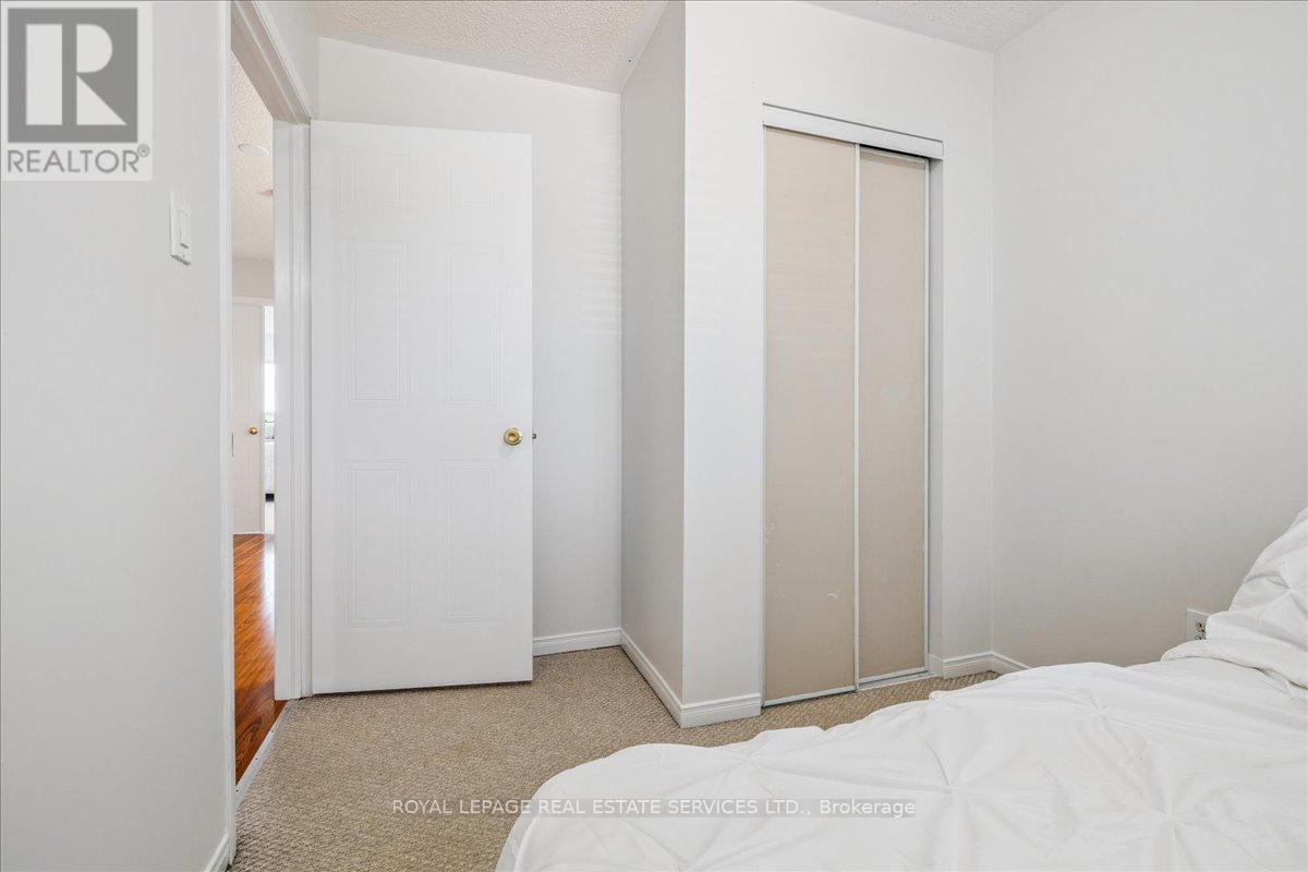 2365 Grand Ravine Drive, Oakville, Ontario  L6H 6A8 - Photo 38 - W12527934