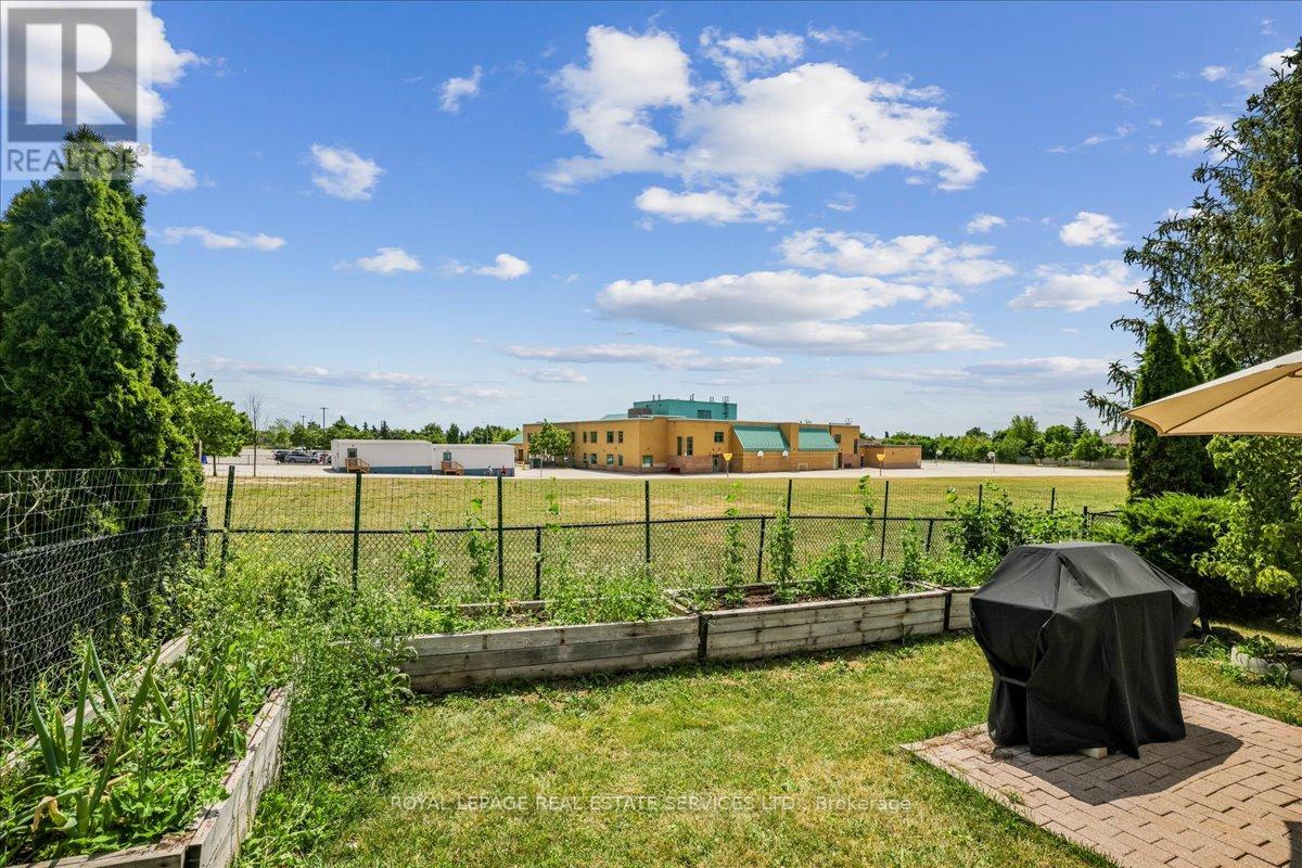 2365 Grand Ravine Drive, Oakville, Ontario  L6H 6A8 - Photo 49 - W12527934