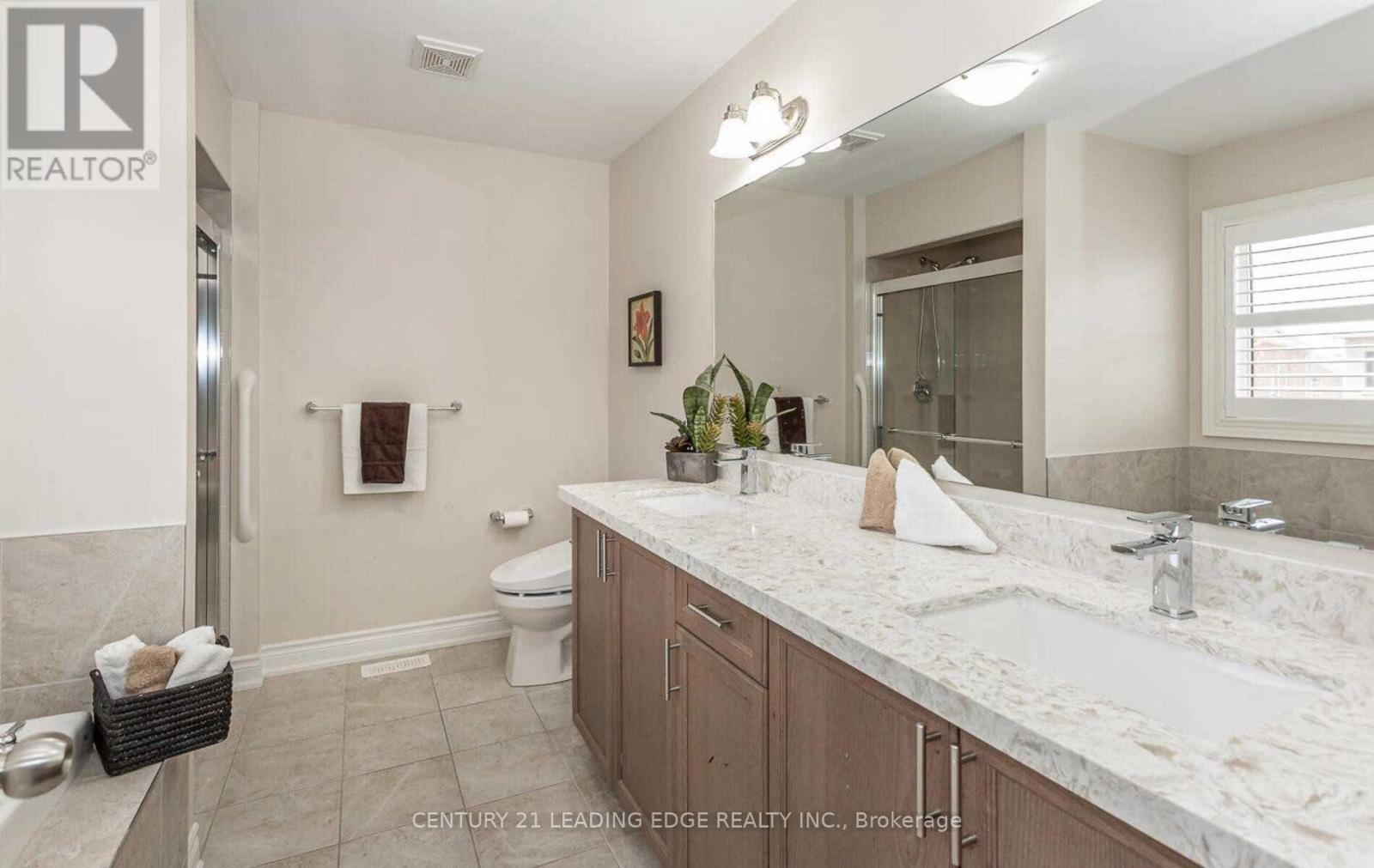 7 Vetch Street, Brampton, Ontario  L6Y 0E3 - Photo 16 - W12527950