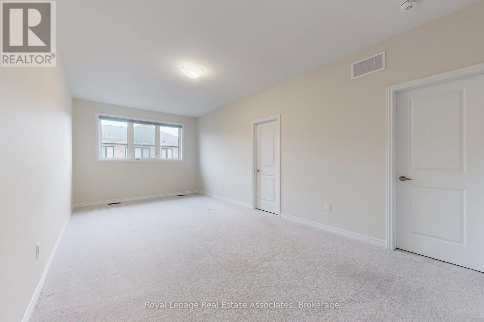1411 Oakmont Common, Burlington, Ontario  L7P 0V8 - Photo 26 - W12527998