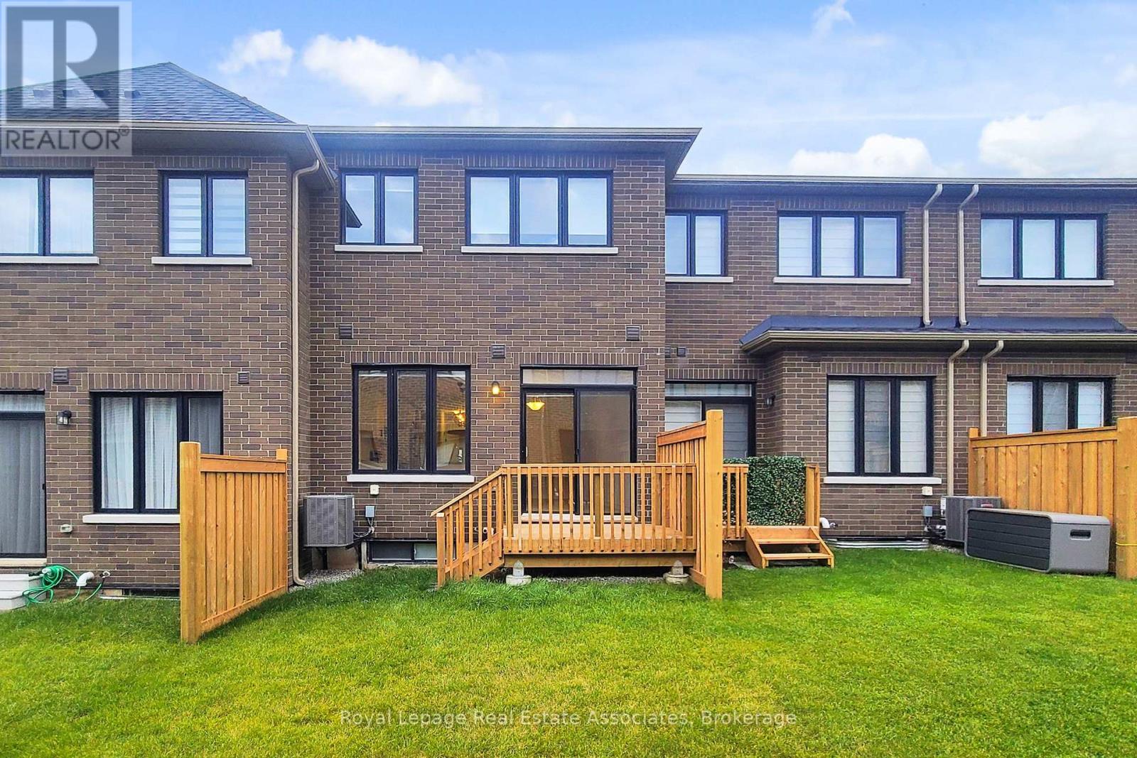 1411 Oakmont Common, Burlington, Ontario  L7P 0V8 - Photo 48 - W12527998