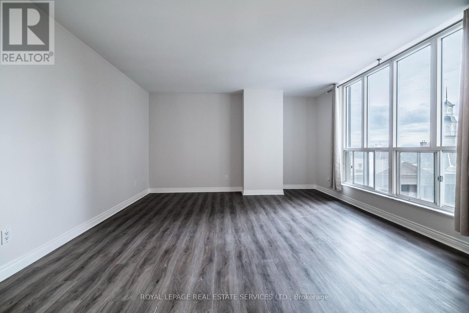 413 - 2285 Lake Shore Boulevard W, Toronto, Ontario  M8V 3X9 - Photo 9 - W12528016