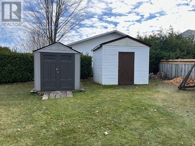 10 Victoria Ave, Blind River, Ontario P0R 1B0 - Photo 38 - SM253217