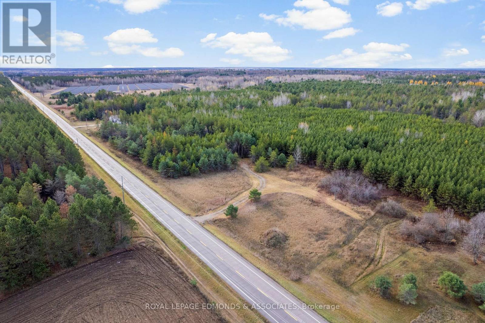 939 Beachburg Road, Whitewater Region, Ontario  K0J 1C0 - Photo 1 - X12528140