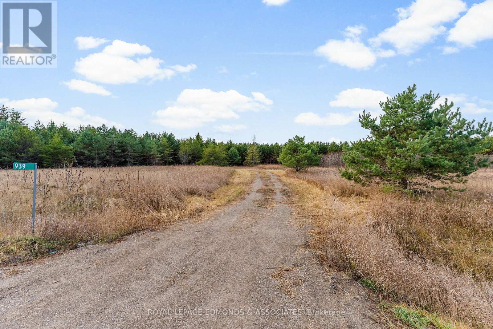 939 Beachburg Road, Whitewater Region, Ontario  K0J 1C0 - Photo 11 - X12528140