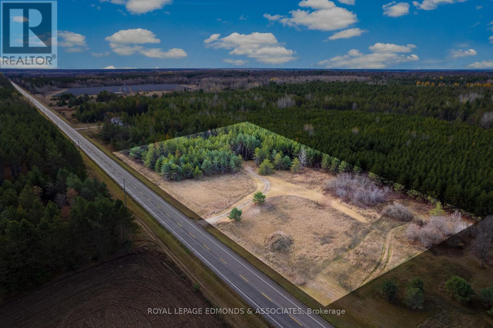 939 Beachburg Road, Whitewater Region, Ontario  K0J 1C0 - Photo 2 - X12528140