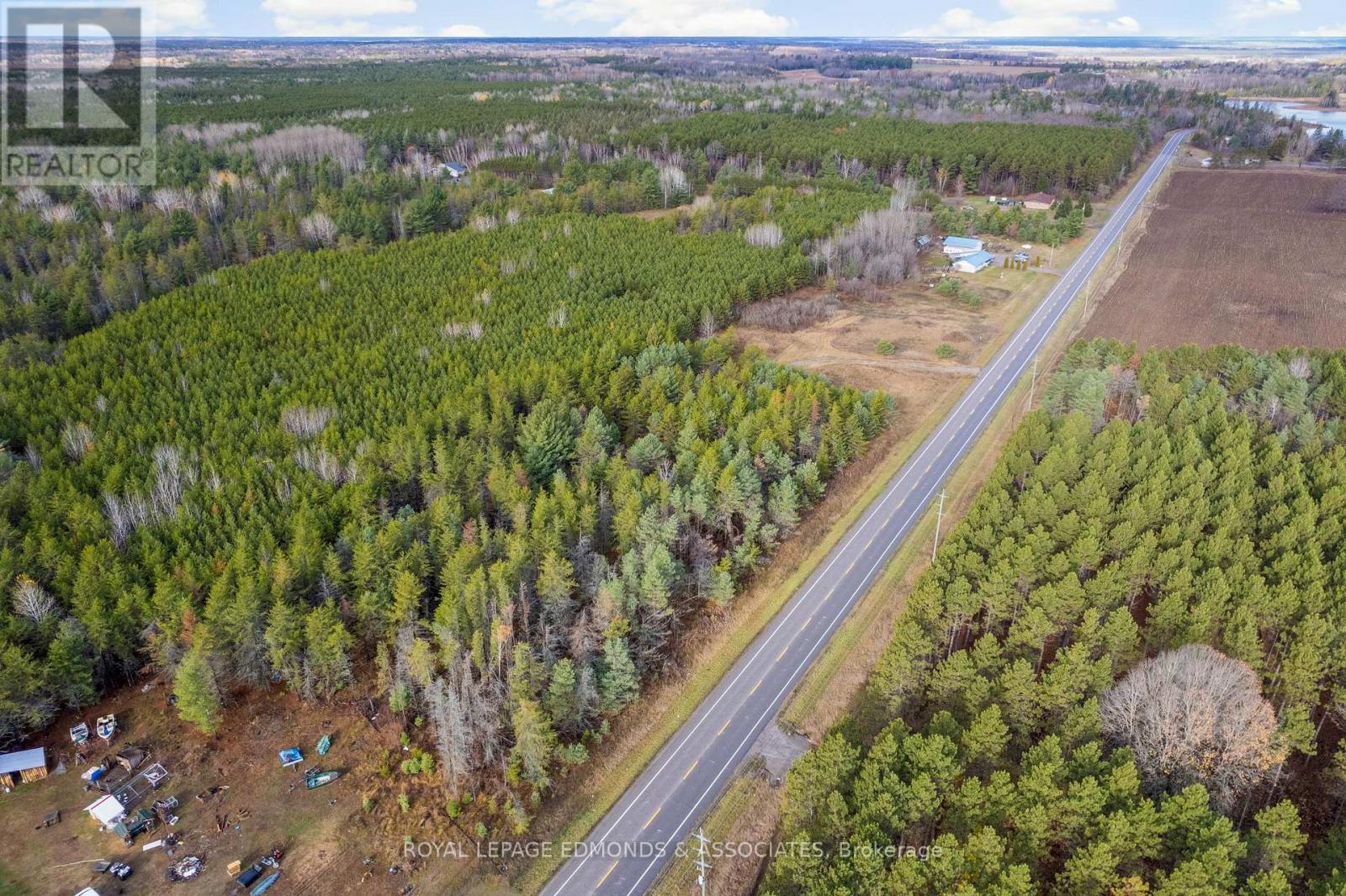 939 Beachburg Road, Whitewater Region, Ontario  K0J 1C0 - Photo 6 - X12528140