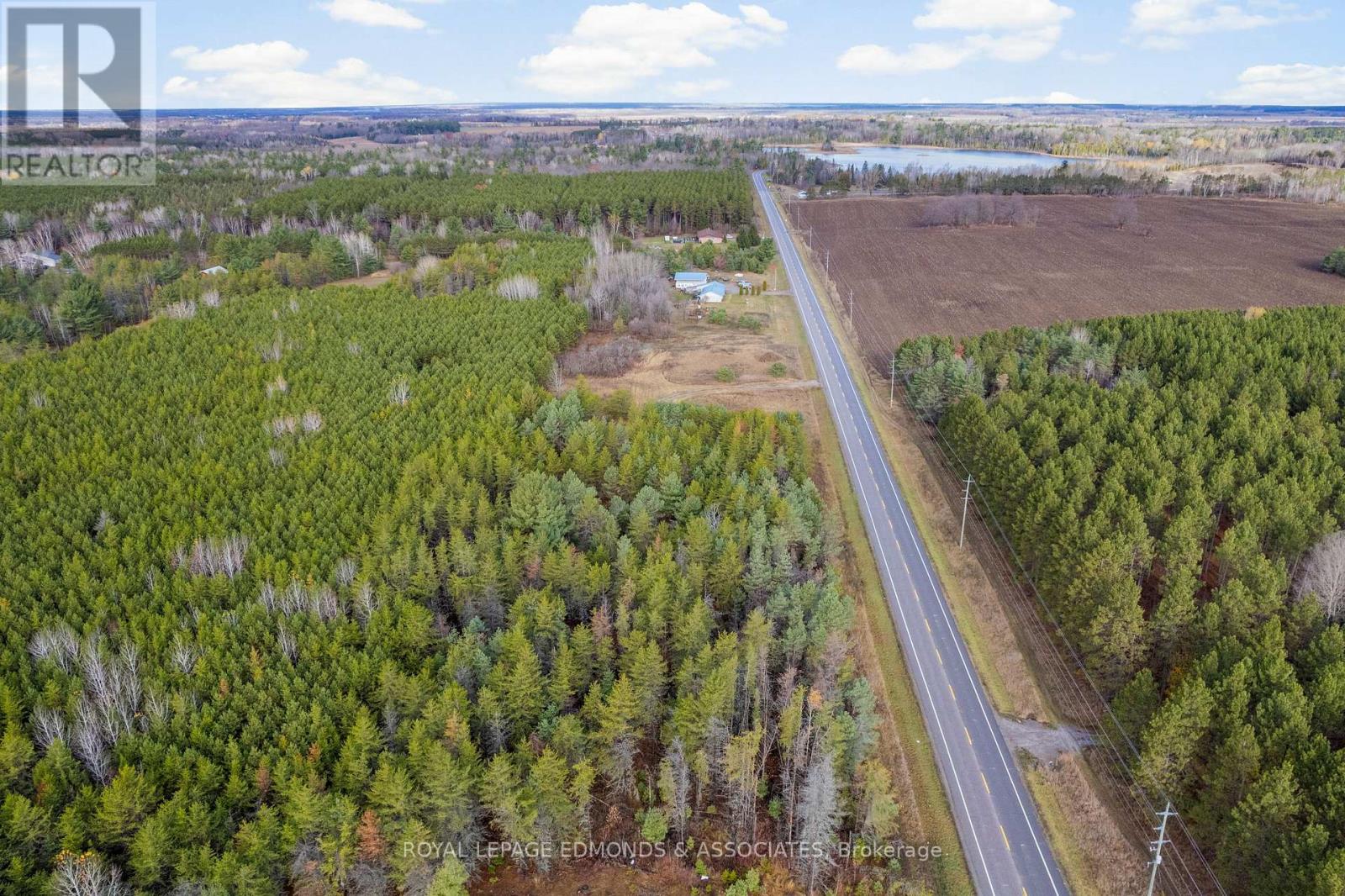 939 Beachburg Road, Whitewater Region, Ontario  K0J 1C0 - Photo 7 - X12528140