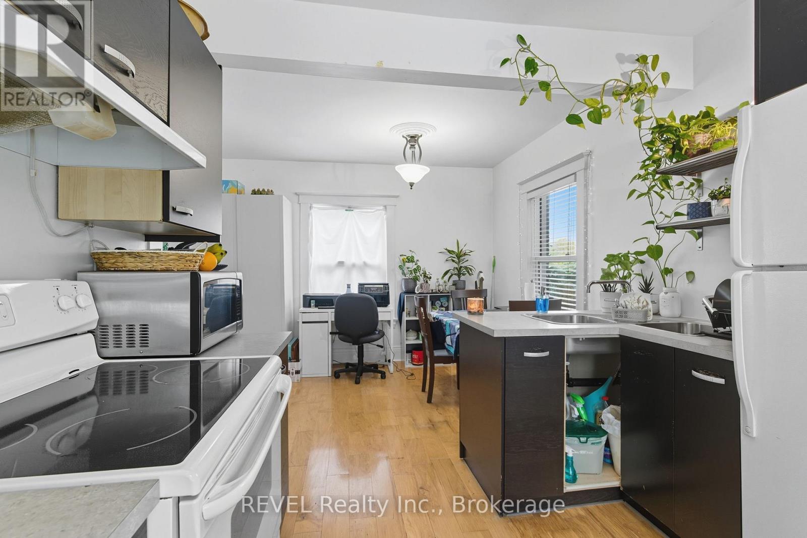 14 Bond Street, St. Catharines, Ontario  L2R 4Z2 - Photo 26 - X12528118