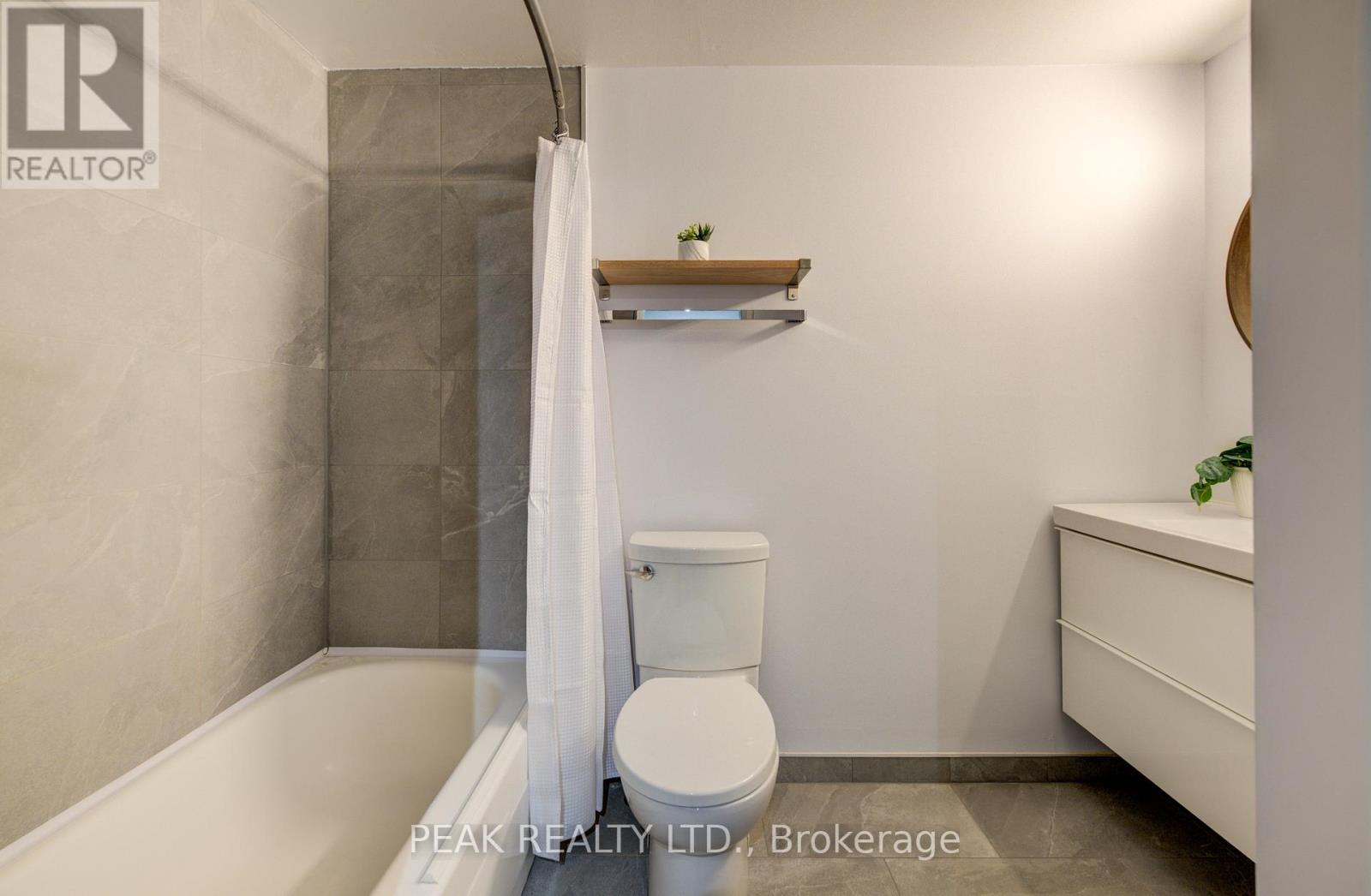 E - 513 Weber Street N, Waterloo, Ontario  N2L 4G1 - Photo 27 - X12527788