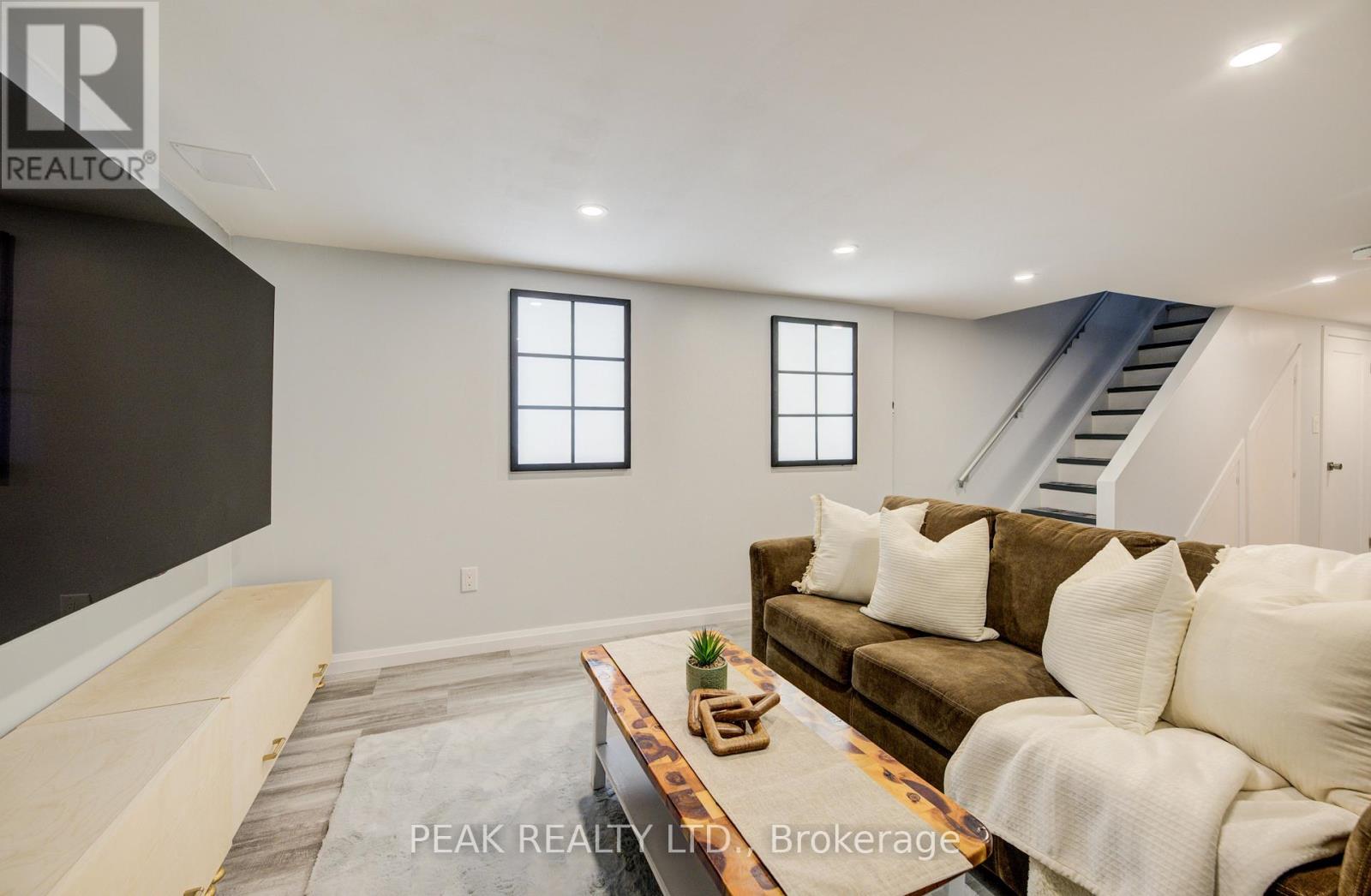 E - 513 Weber Street N, Waterloo, Ontario  N2L 4G1 - Photo 30 - X12527788