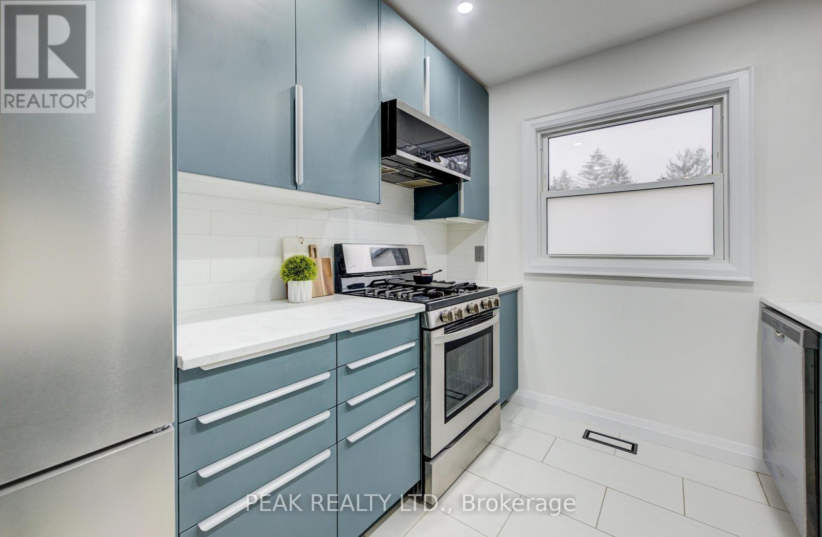 E - 513 Weber Street N, Waterloo, Ontario  N2L 4G1 - Photo 7 - X12527788