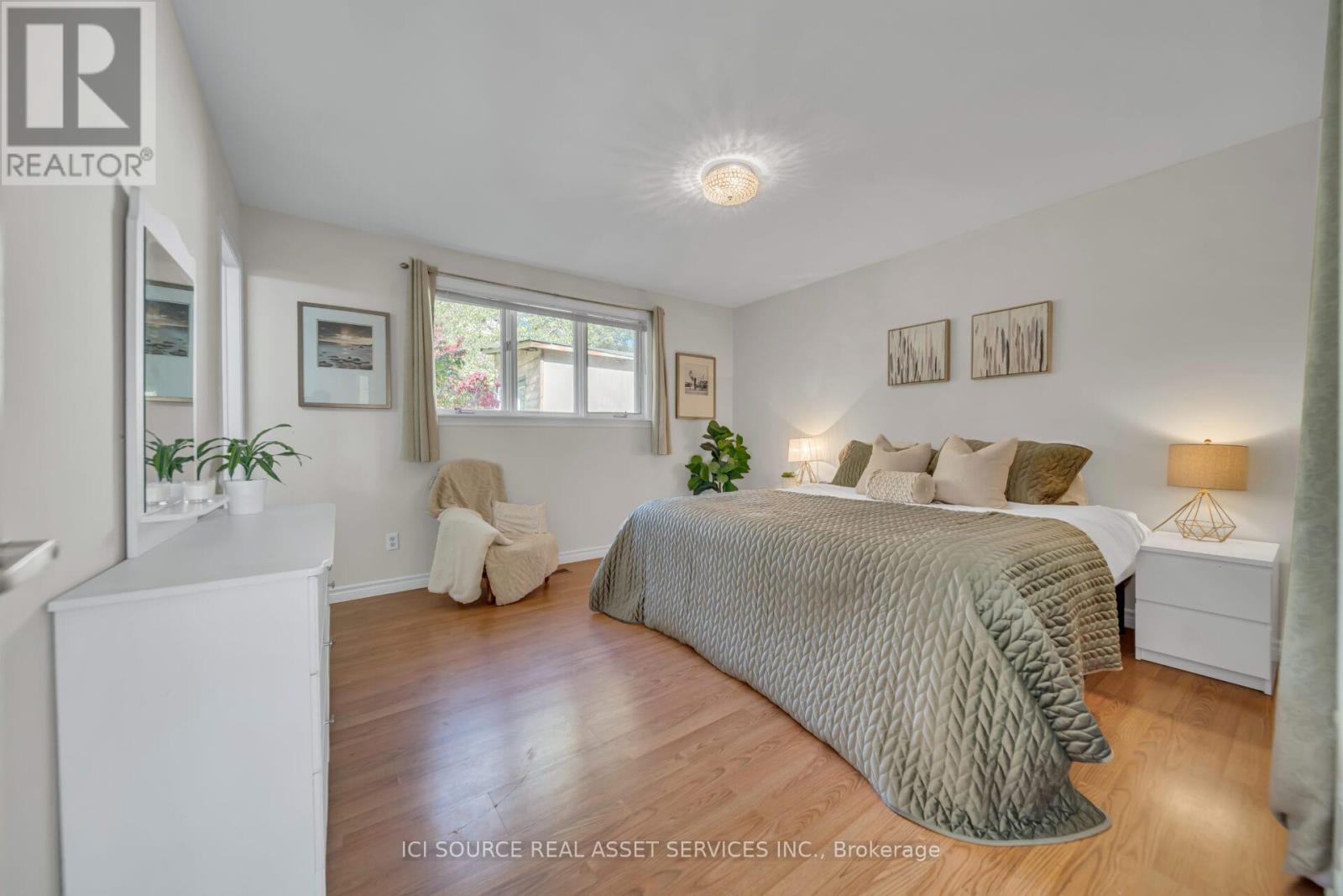 21 Woodridge Drive, Guelph, Ontario  N1H 7E3 - Photo 15 - X12527824