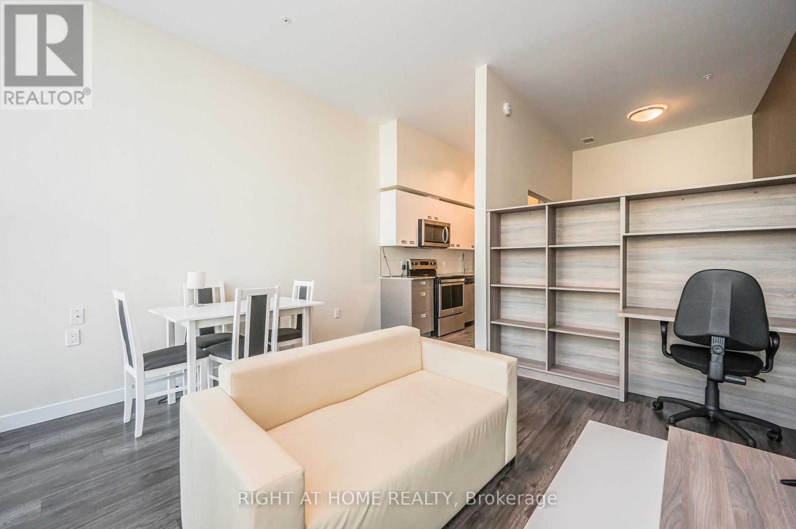 3 - 257 Hemlock Street, Waterloo, Ontario  N2L 3R4 - Photo 11 - X12527834