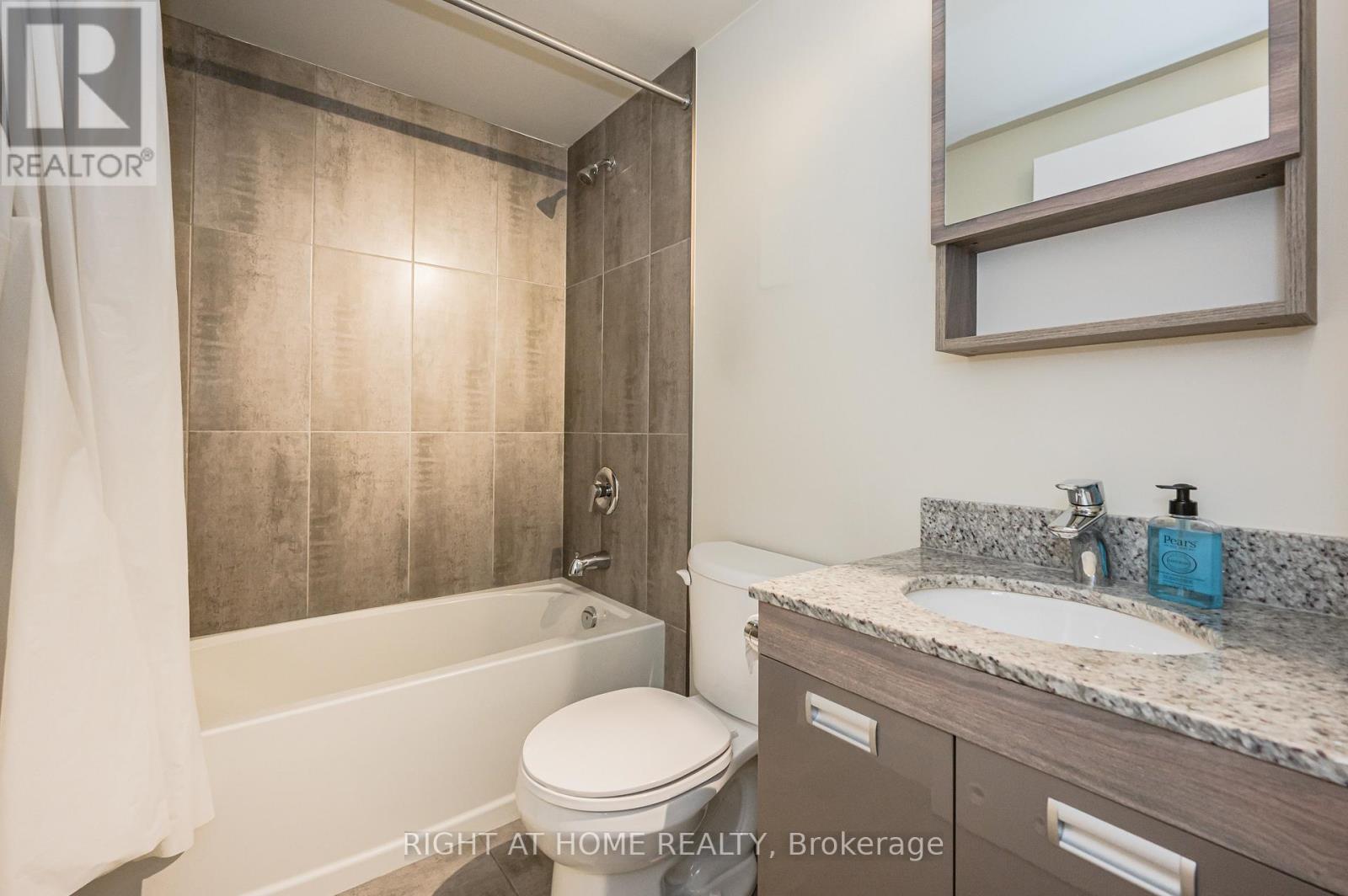 3 - 257 Hemlock Street, Waterloo, Ontario  N2L 3R4 - Photo 19 - X12527834