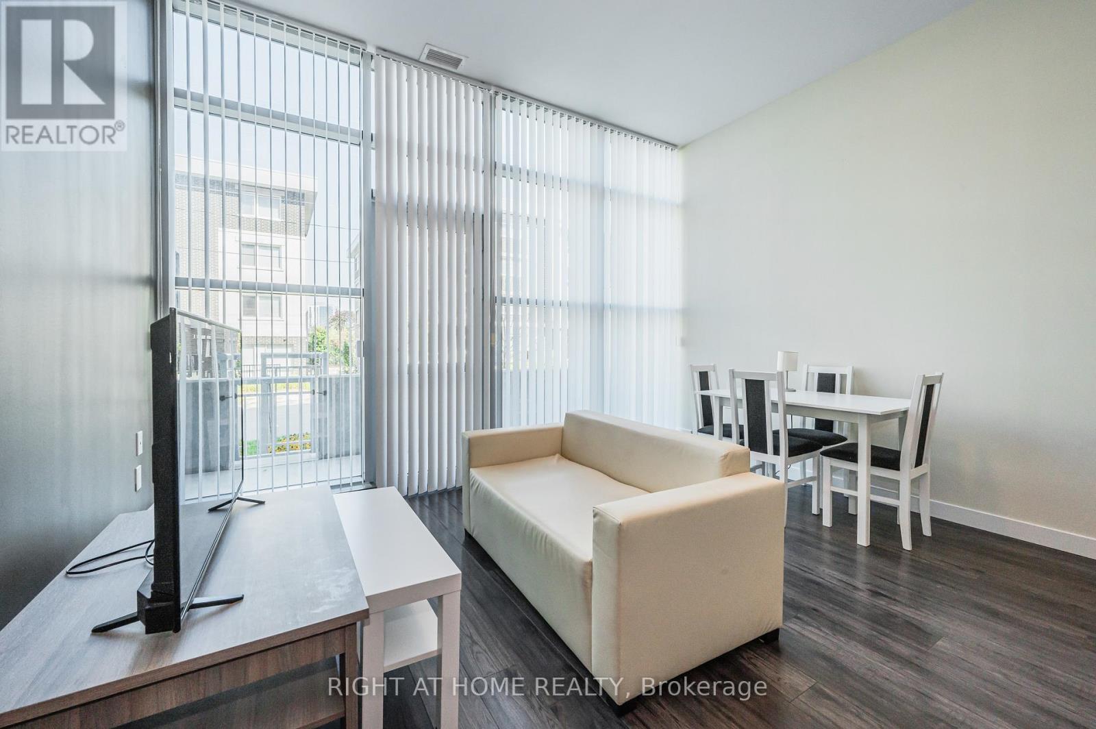 3 - 257 Hemlock Street, Waterloo, Ontario  N2L 3R4 - Photo 7 - X12527834