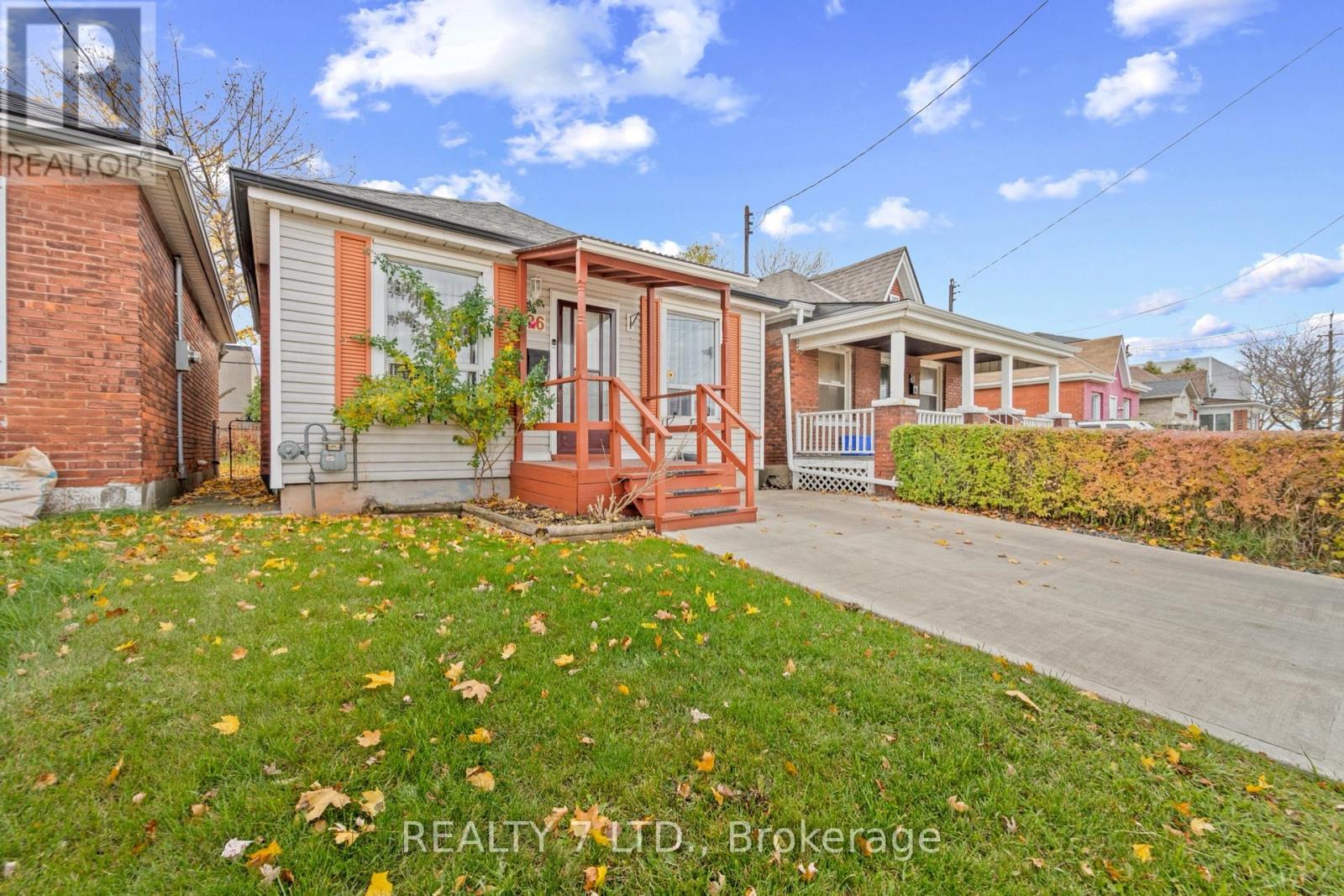 26 Harrison Avenue, Hamilton, Ontario  L8H 2Z7 - Photo 2 - X12527868