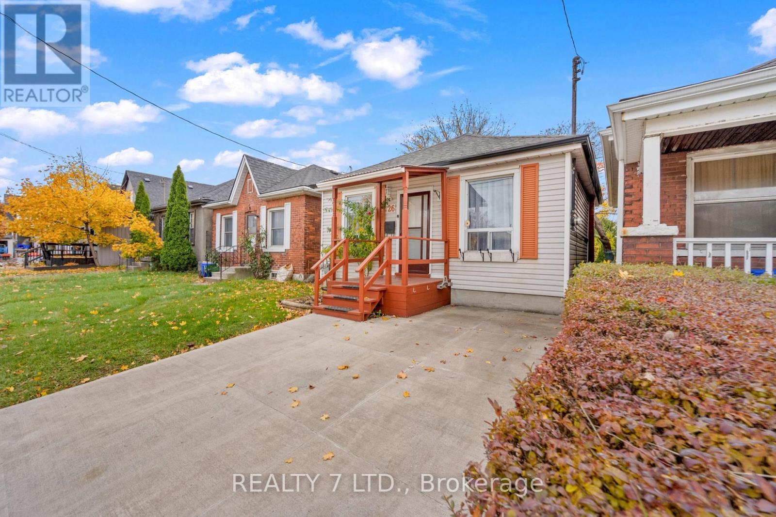 26 Harrison Avenue, Hamilton, Ontario  L8H 2Z7 - Photo 3 - X12527868