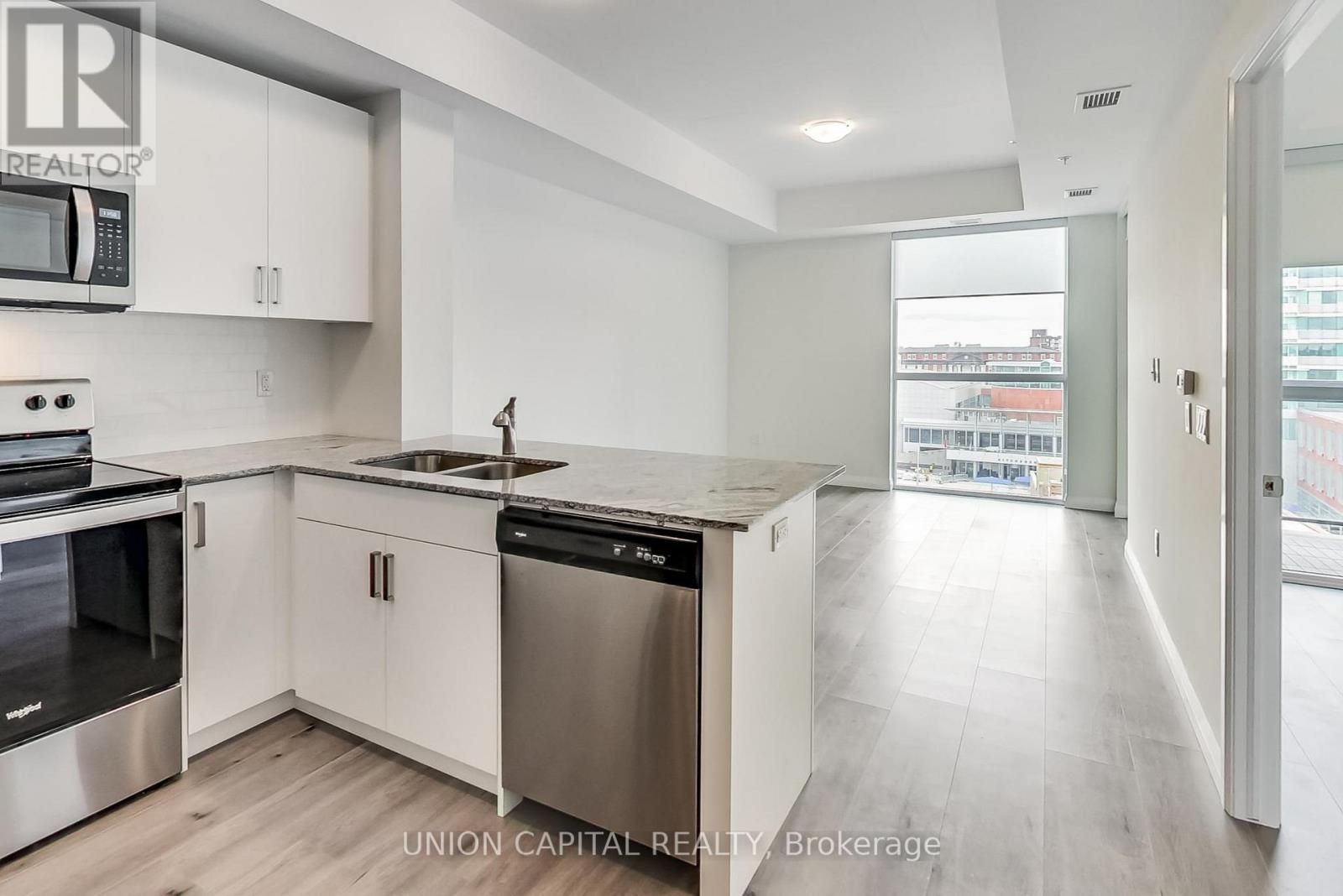 801 - 60 Charles Street W, Kitchener, Ontario  N2G 0C9 - Photo 21 - X12527888