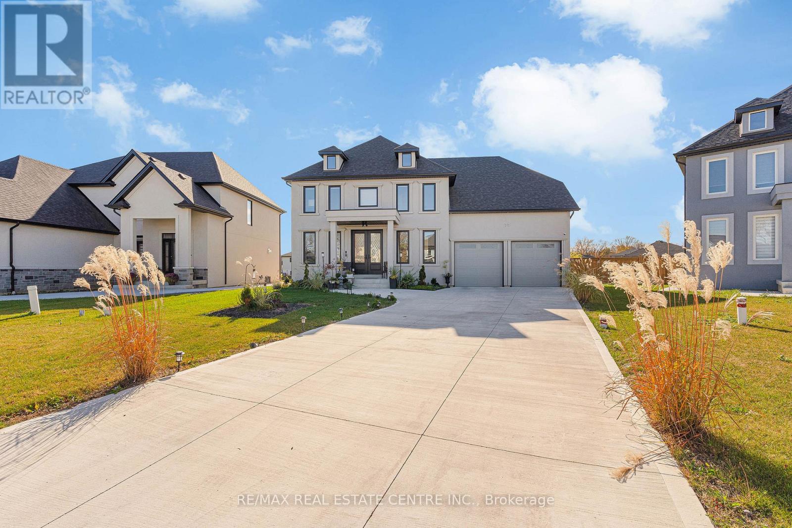 77 NOBLE COURT, Amherstburg, Ontario