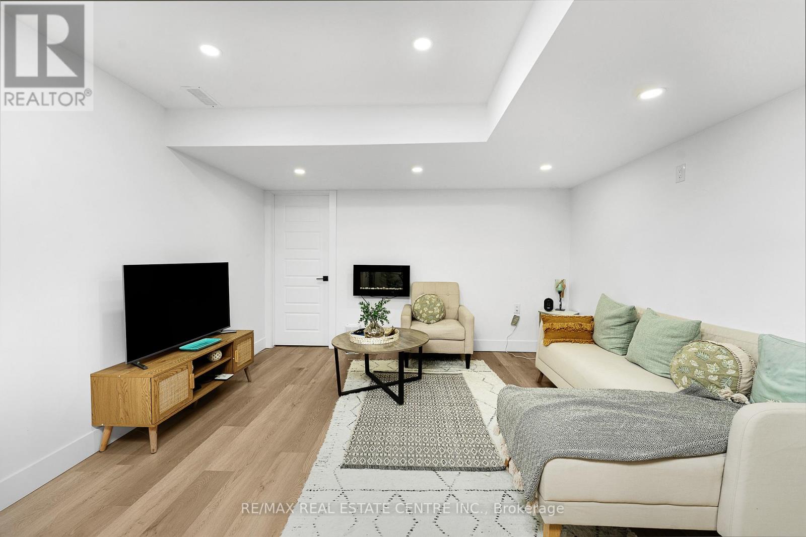 77 Noble Court, Amherstburg, Ontario  N9V 0G8 - Photo 23 - X12527910