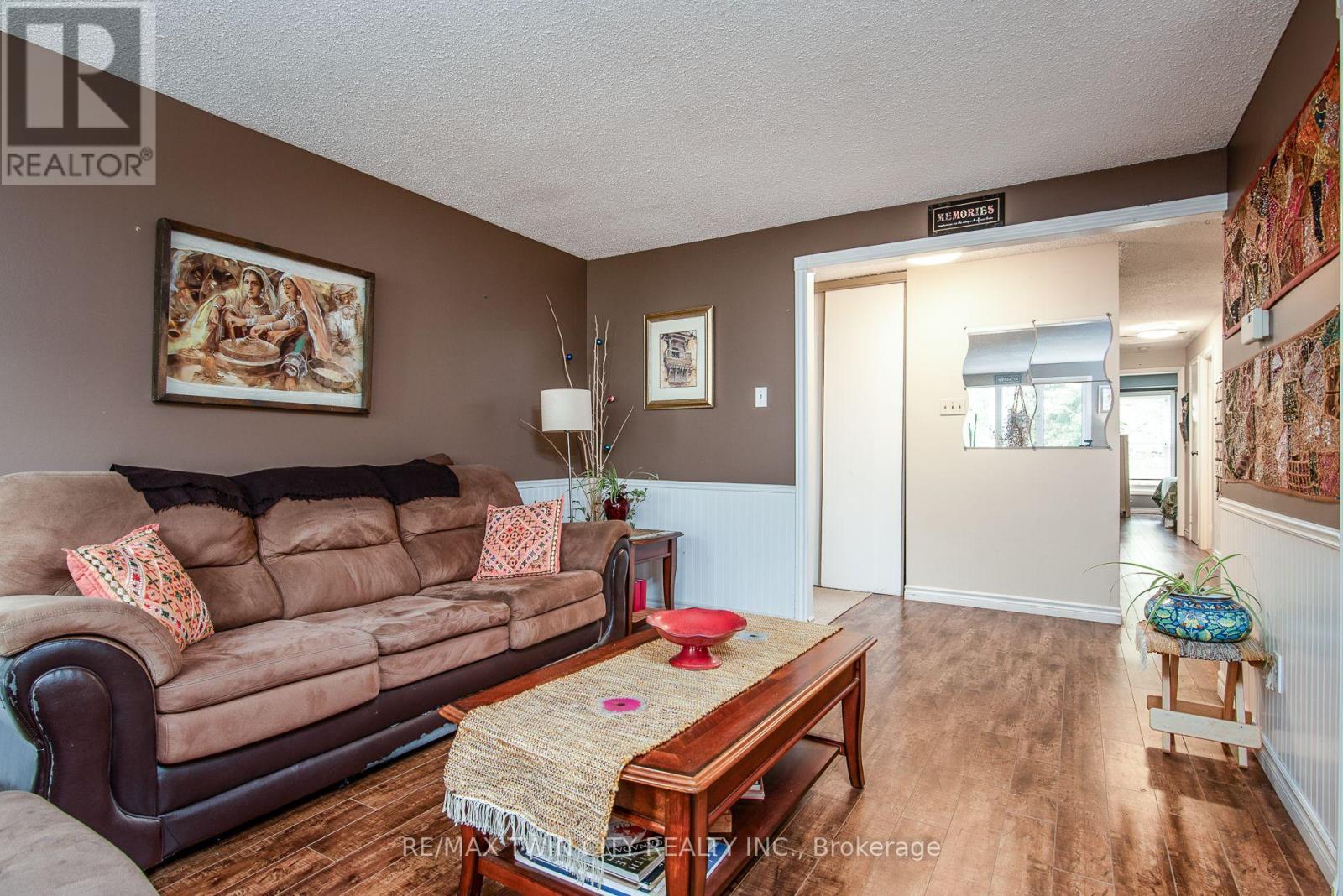 94 Macatee Place, Cambridge, Ontario  N1R 6Z8 - Photo 15 - X12528010