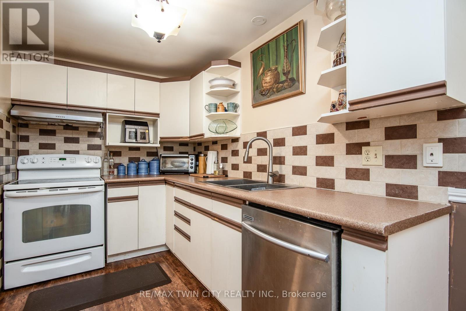 94 Macatee Place, Cambridge, Ontario  N1R 6Z8 - Photo 21 - X12528010