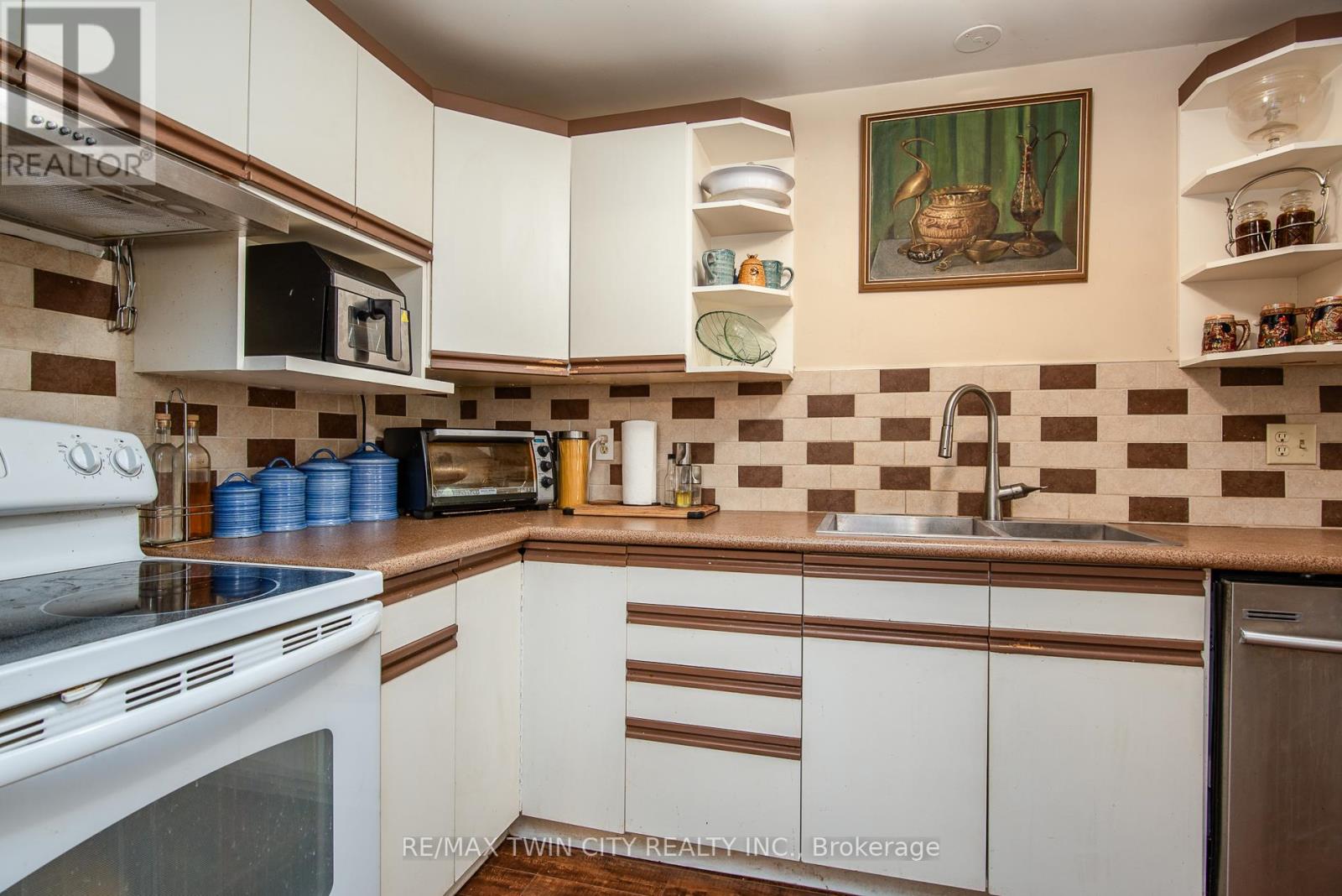 94 Macatee Place, Cambridge, Ontario  N1R 6Z8 - Photo 24 - X12528010