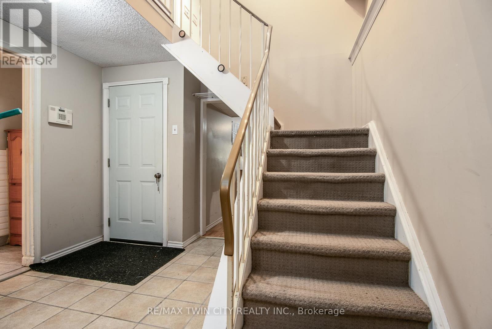 94 Macatee Place, Cambridge, Ontario  N1R 6Z8 - Photo 36 - X12528010