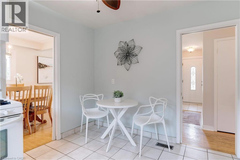 224 Glenholme Avenue, Stoney Creek, Ontario  L8E 5K1 - Photo 11 - 40747672