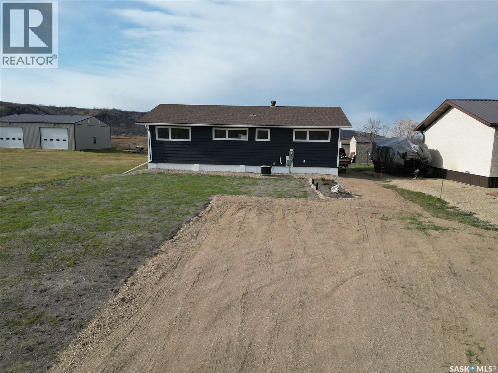 17 Larocque Drive, Katepwa Beach, Saskatchewan  S0G 2Y0 - Photo 5 - SK023560
