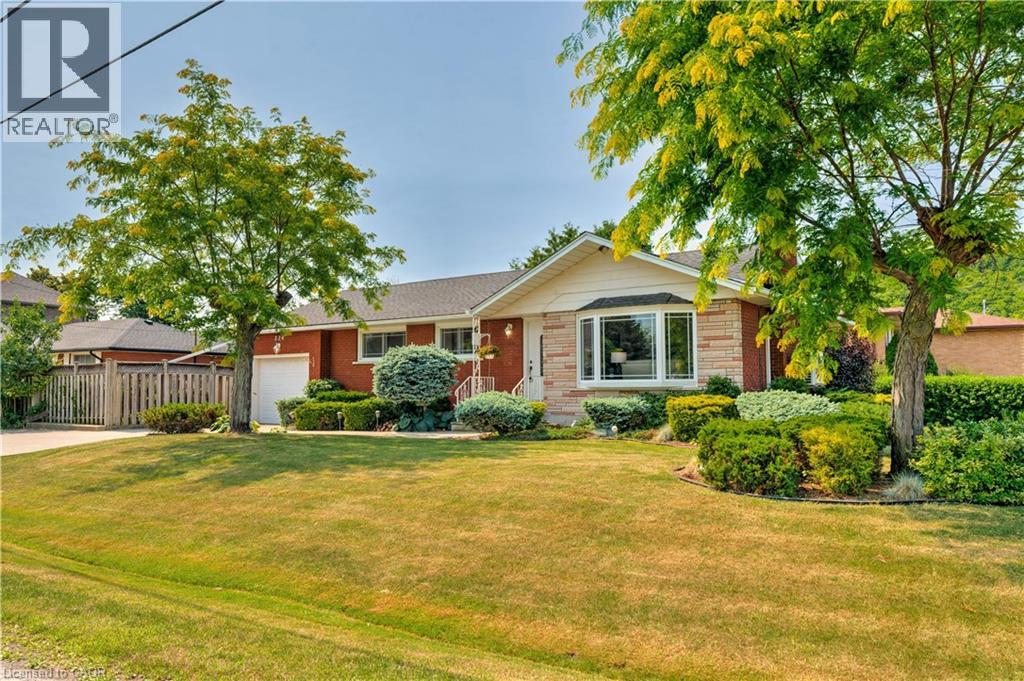 224 Glenholme Avenue, Stoney Creek, Ontario  L8E 5K1 - Photo 2 - 40747672